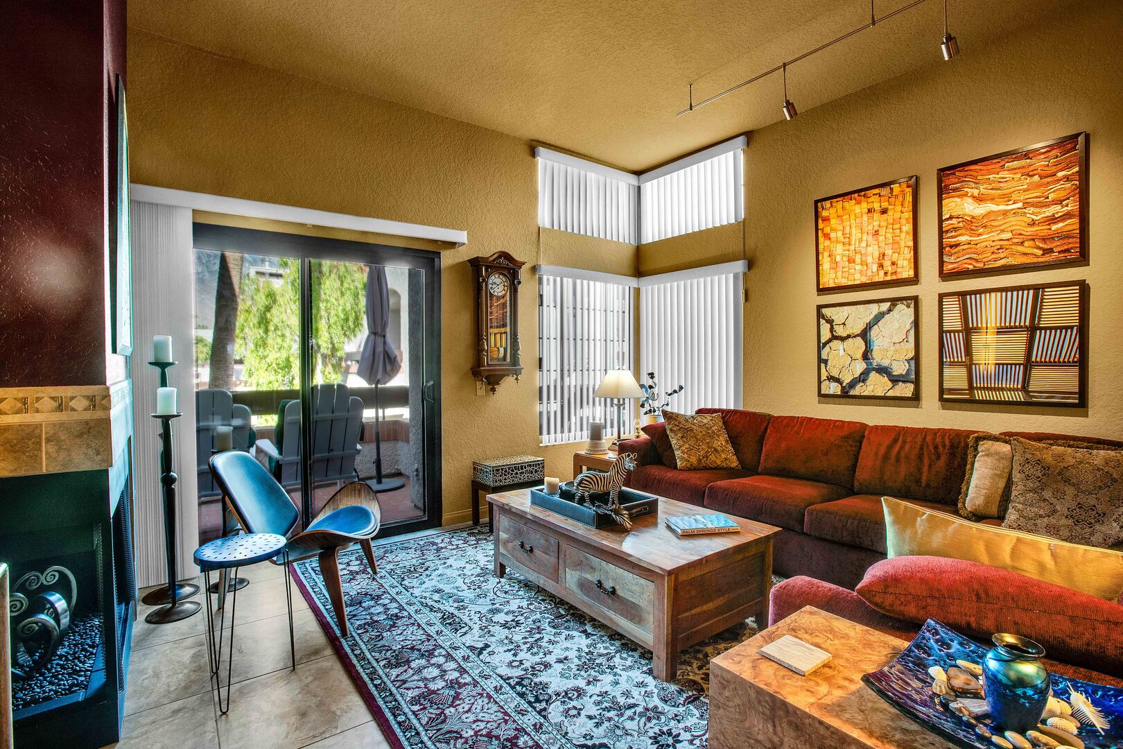 our Palm Springs Area Rentals with 24-Hour Check-In Palm Springs Area Rental